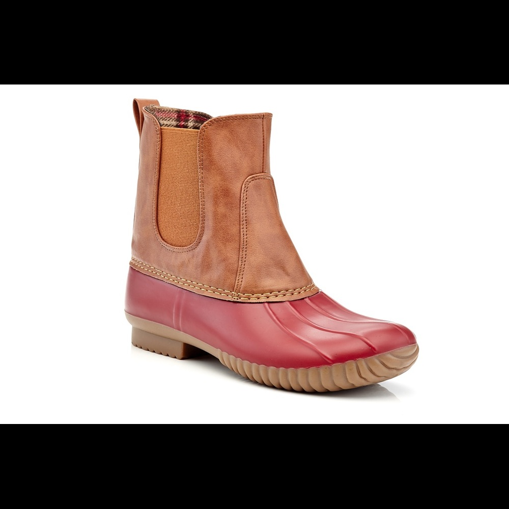 Duck boots